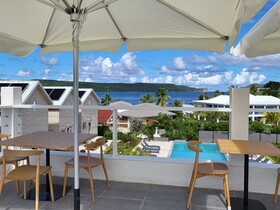 Crawlbay Suites