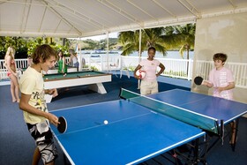 St. James's Club & Villas