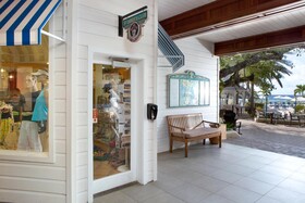 St. James's Club & Villas