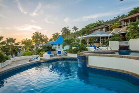 St. James's Club & Villas