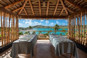 St. James's Club & Villas