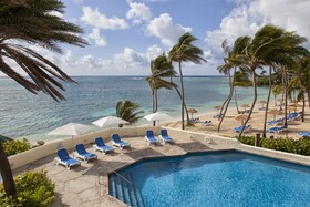 St. James's Club & Villas