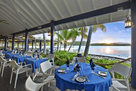 St. James's Club & Villas