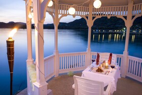 St. James's Club & Villas