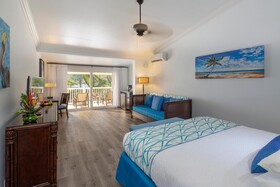 St. James's Club & Villas