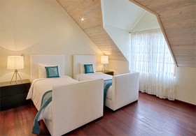 Nonsuch Bay Resort