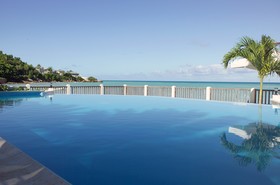 Blue Waters Resort & Spa
