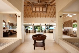 Blue Waters Resort & Spa