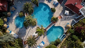 Pineapple Beach Club