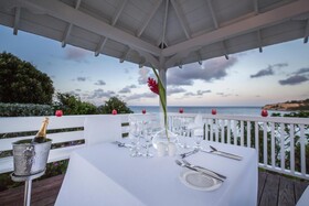 Pineapple Beach Club