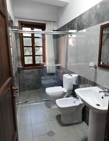 Hotel Demaj