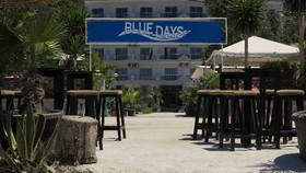 Blue Days Hotel