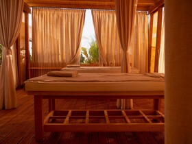 La Brisa Boutique Hotel