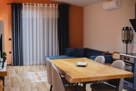 Lej & Laj Residence