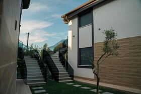 Lej & Laj Residence