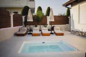 Lej & Laj Residence
