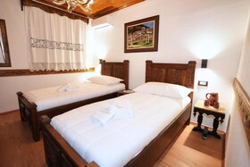 City Street Hotel