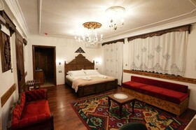 City Street Hotel