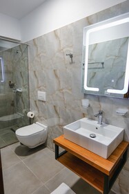 Hotel Bineri