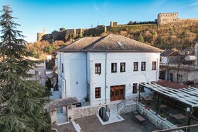 Hotel Bineri