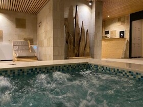Eter Hotel