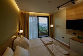 Eter Hotel