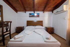 Apart Hotel Alex