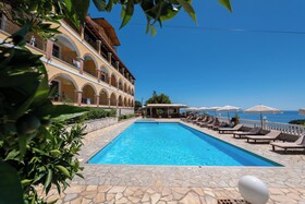 Apart Hotel Alex