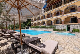 Apart Hotel Alex