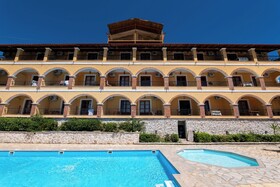 Apart Hotel Alex