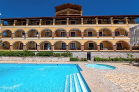 Apart Hotel Alex