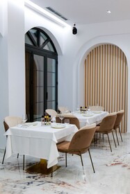 Chimaera Hotel