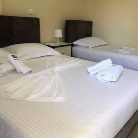 Himara Royal Hotel