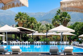 Nia Boutique Hotel by Rapos Resort
