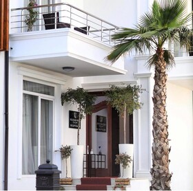 Nia Boutique Hotel by Rapos Resort
