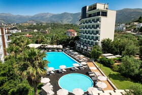 Nia Boutique Hotel by Rapos Resort