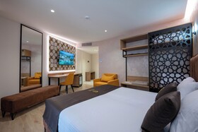 Dior Hotel