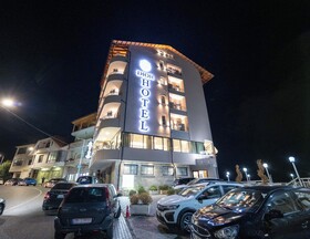 Dior Hotel