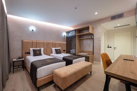 Dior Hotel