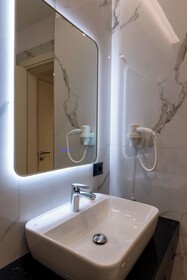 Dior Hotel