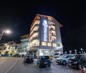 Dior Hotel