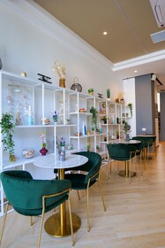 6 Milje Hotel