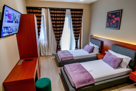 6 Milje Hotel