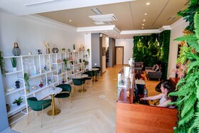 6 Milje Hotel