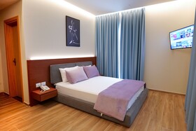 6 Milje Hotel