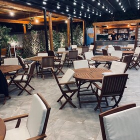6 Milje Hotel