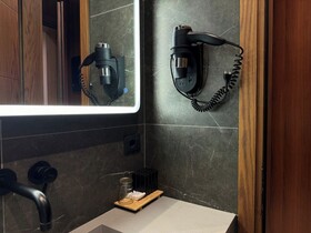 Area Hotel
