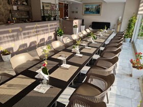 Class Hotel