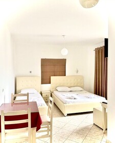 Hotel Almar