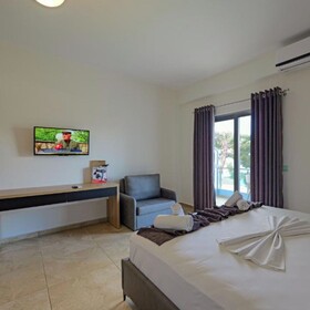 Hotel Esmerald Ksamil